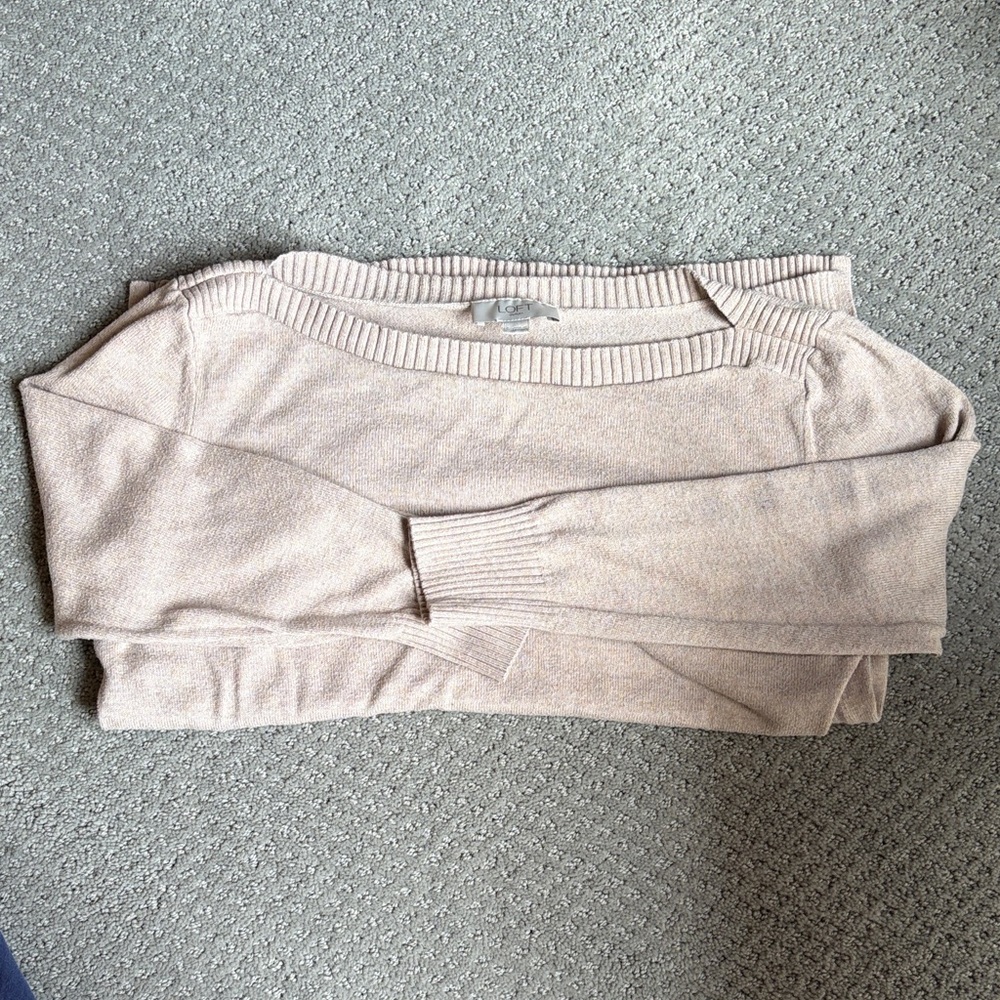 LOFT Scoop Neck Sweater in Light Beige (Size small)